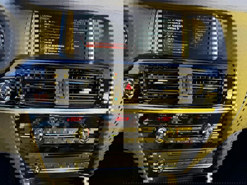 Image BMW 楲⁥㑘⠠㉆⤶㈨㄰ⴴ⤾ 20 d 2.0 190 xLine xDrive Xénon GPS Bluetooth Caméra Sièges cuir élec à mémoires Régul Clim auto Gti